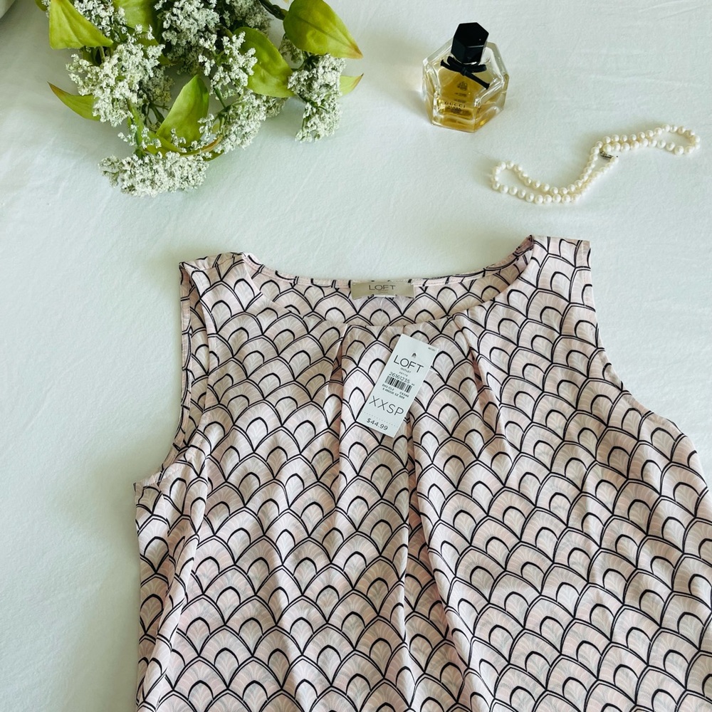 Sleeveless Blouse